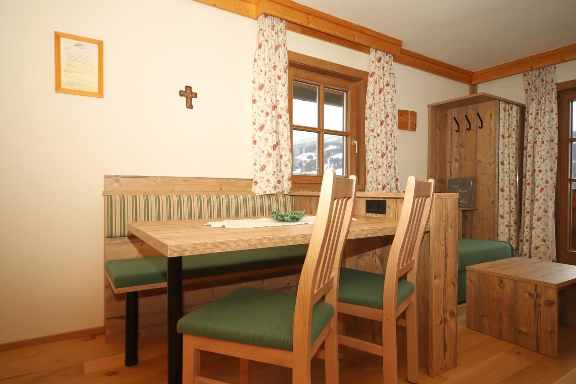 Linarhof Apartment Urlaub Am Bio Bauernhof 하우스 임 엔슈탈 객실 사진