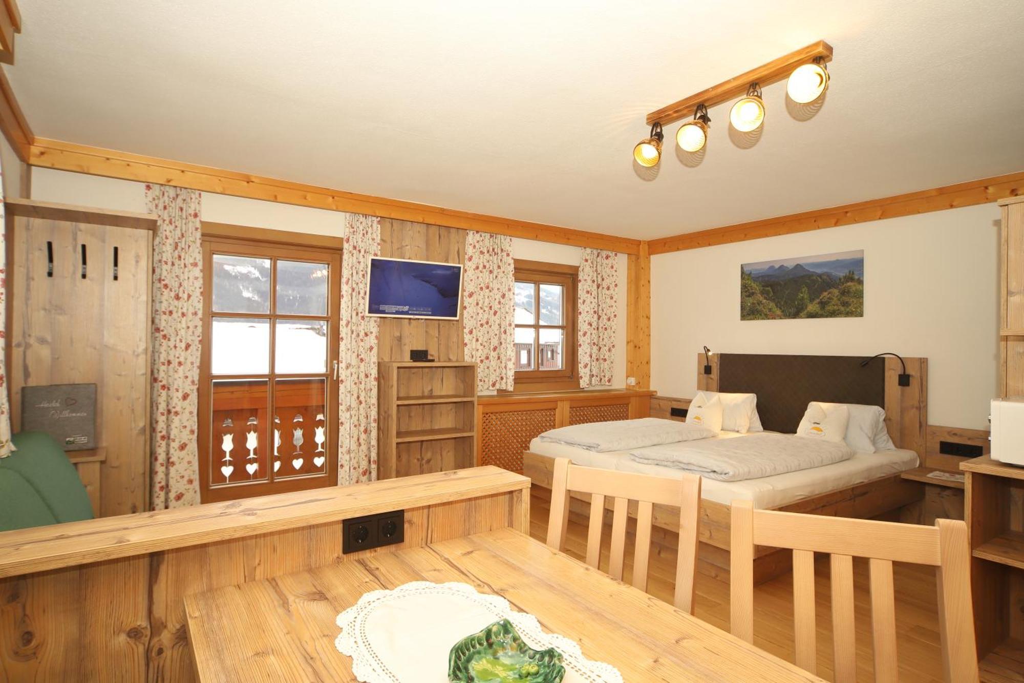 Linarhof Apartment Urlaub Am Bio Bauernhof 하우스 임 엔슈탈 외부 사진