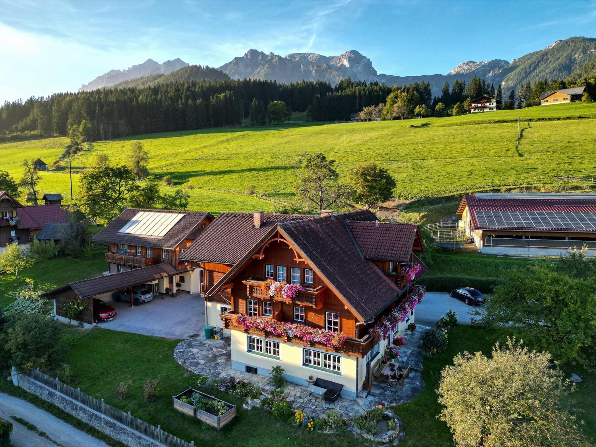 Linarhof Apartment Urlaub Am Bio Bauernhof 하우스 임 엔슈탈 외부 사진
